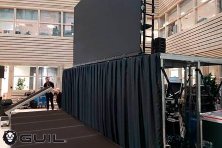 Plataforma-pantalla-LED Plataforma-pantalla-LED