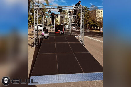 Tarimas-con-rampas-para-subir-coches-rallies Tarimas-con-rampas-para-subir-coches-rallies